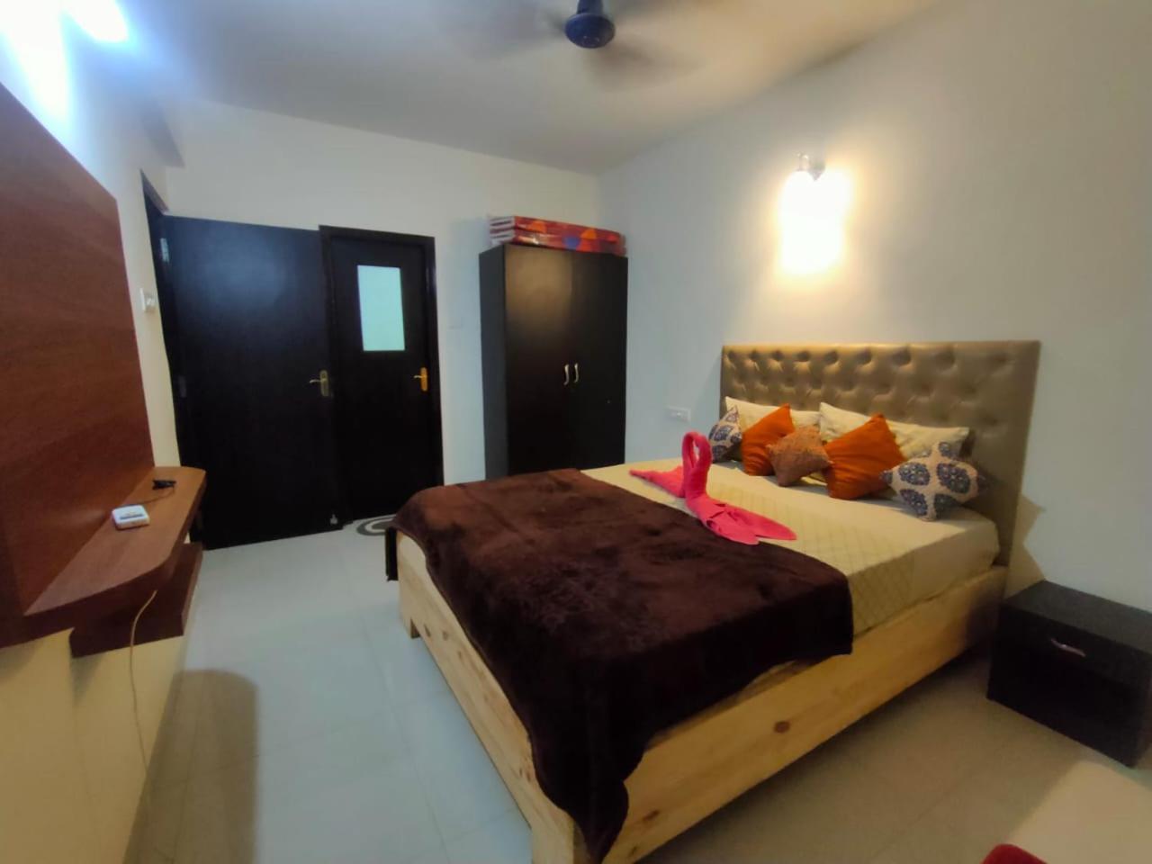 Bay In Sun And Sands Candolim