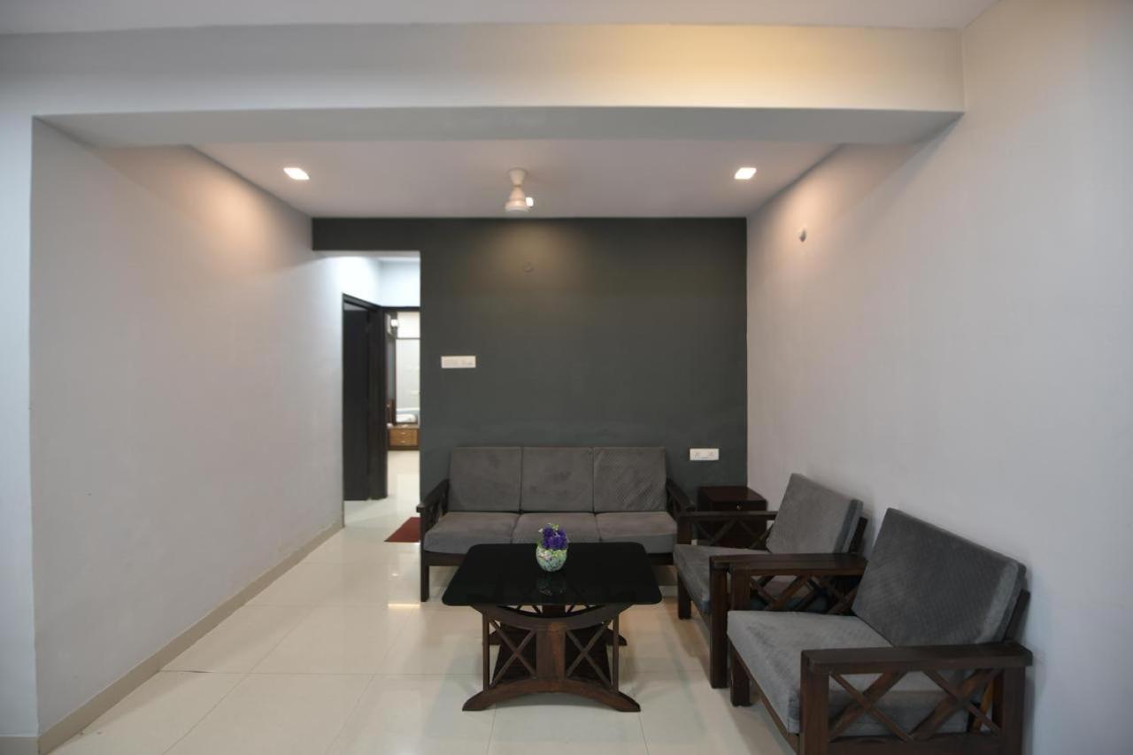 Bay In Sun And Sands Apartment Candolim