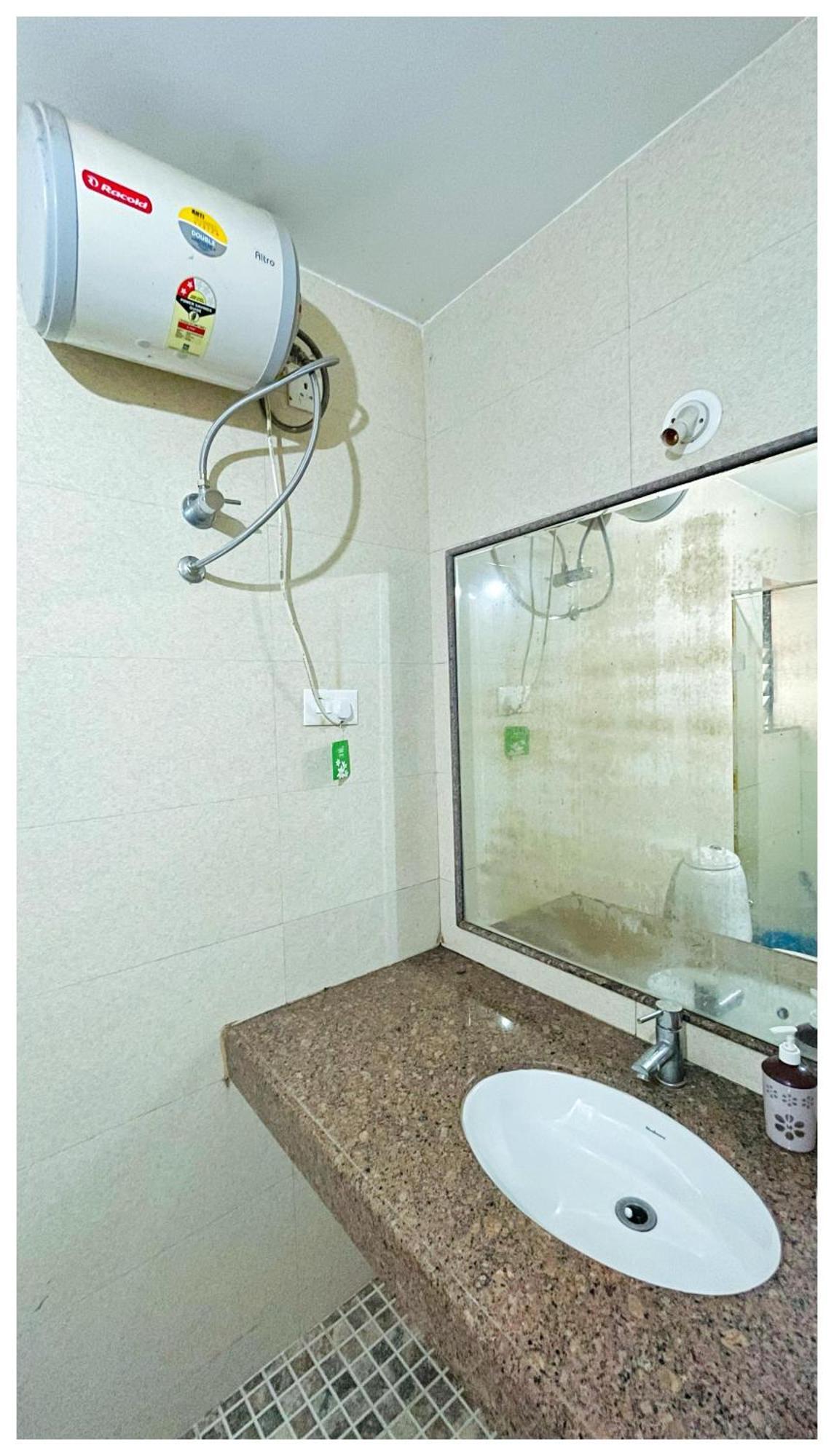 Bay In Sun And Sands Apartment Candolim